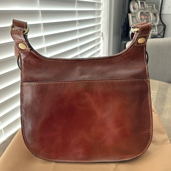 Patricia Nash London Saddle Bag
Quilted Vintage Distressed Leather NWOT - Picture 3 of 13